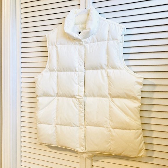 Lands End Winter White/ Down Puffer Vest - Picture 2 of 4